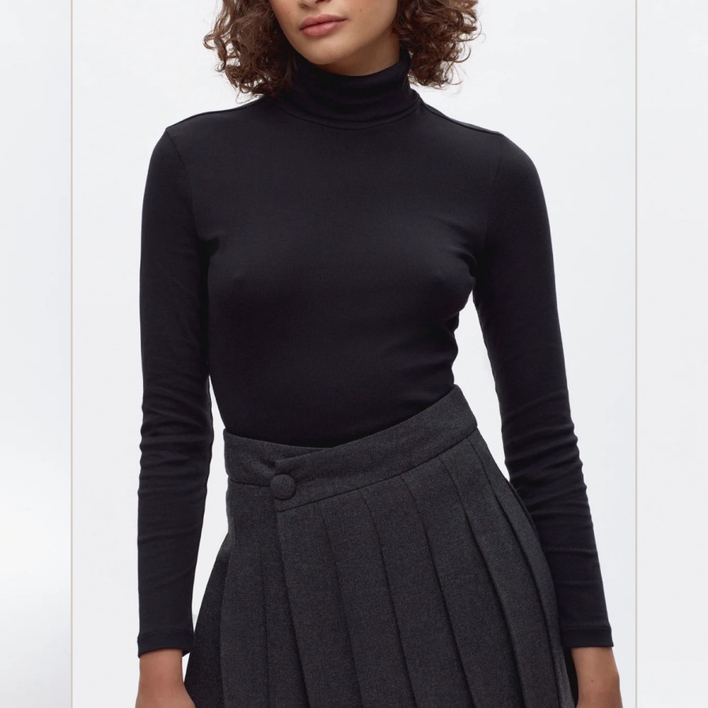 KOTN Fitted Turtleneck sz L black